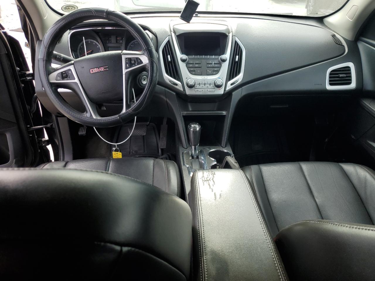 2017 GMC Terrain - Image 8