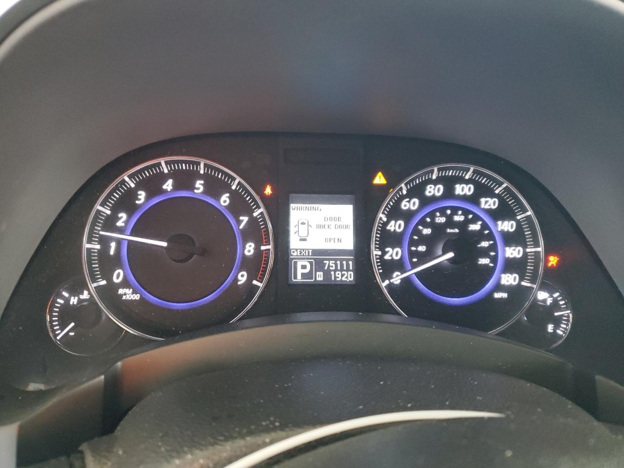 2014 Infiniti QX70 - Image 9