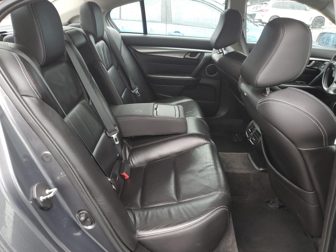 2010 Acura TL - Image 10