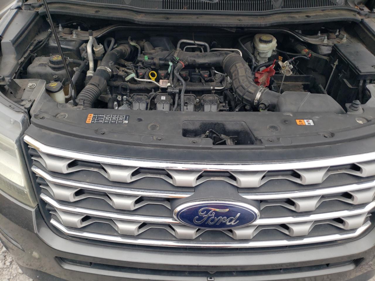 2016 Ford Explorer - Image 12
