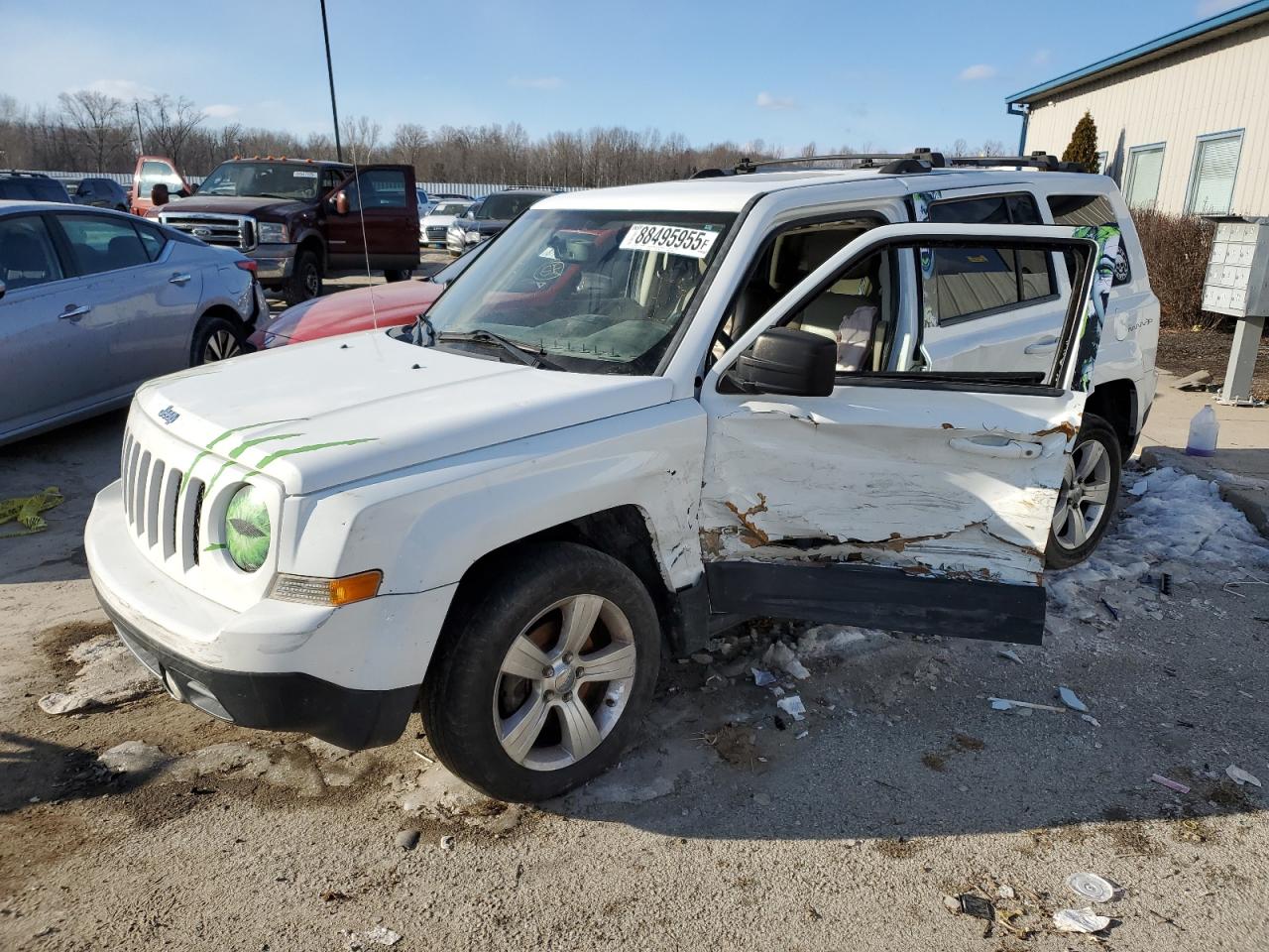 2012 Jeep Patriot Limited na sprzedaż w Louisville, KY - Side