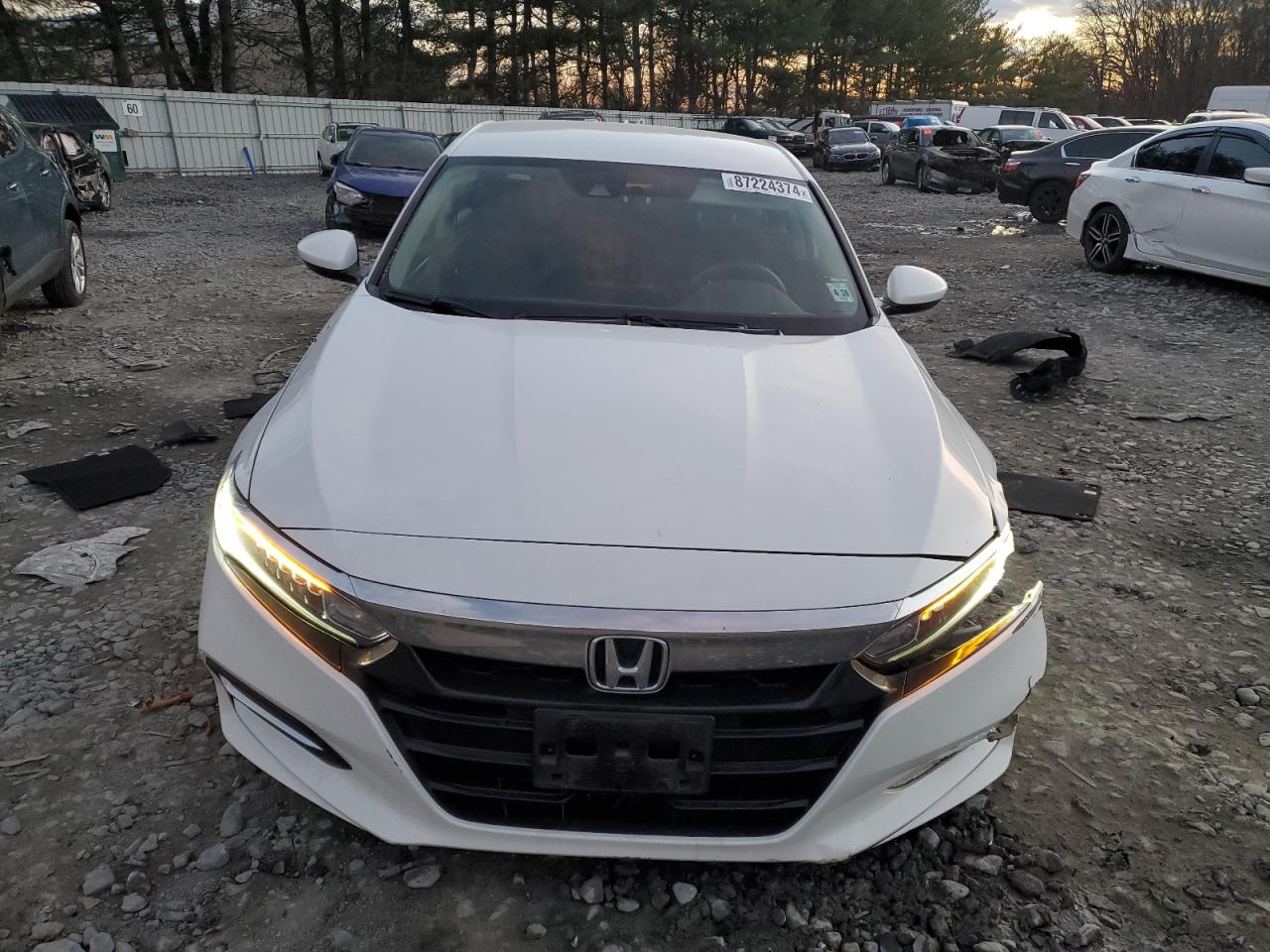 1HGCV3F12JA015323 HONDA ACCORD 2018