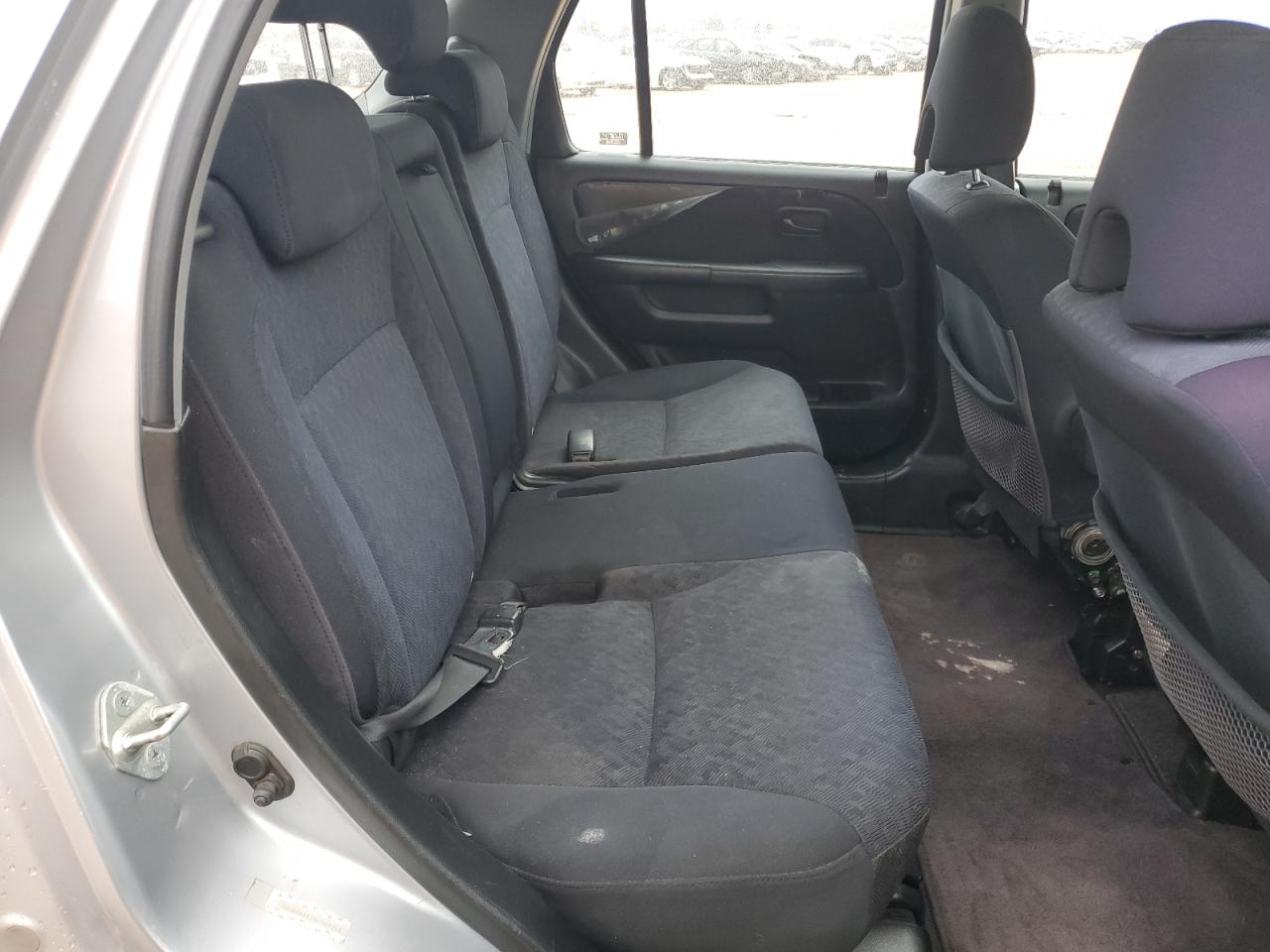 2005 Honda CR-V - Image 10
