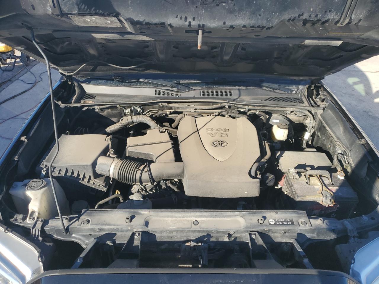 2016 Toyota Tacoma - Image 11