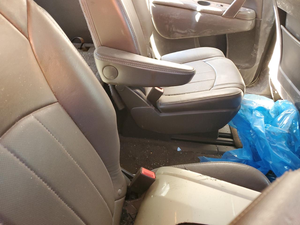 2014 Buick Enclave - Image 12