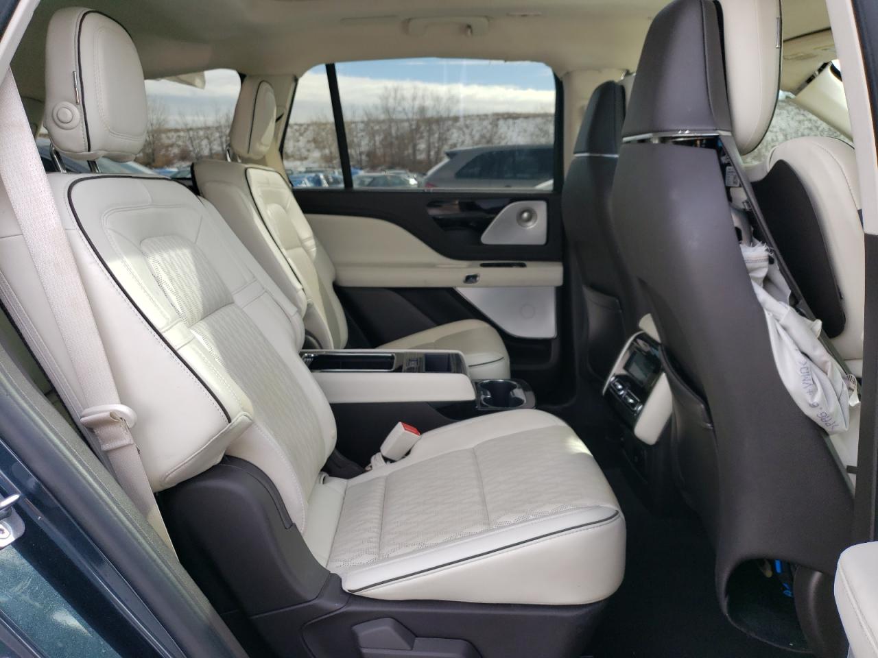 2020 Lincoln Aviator - Image 11