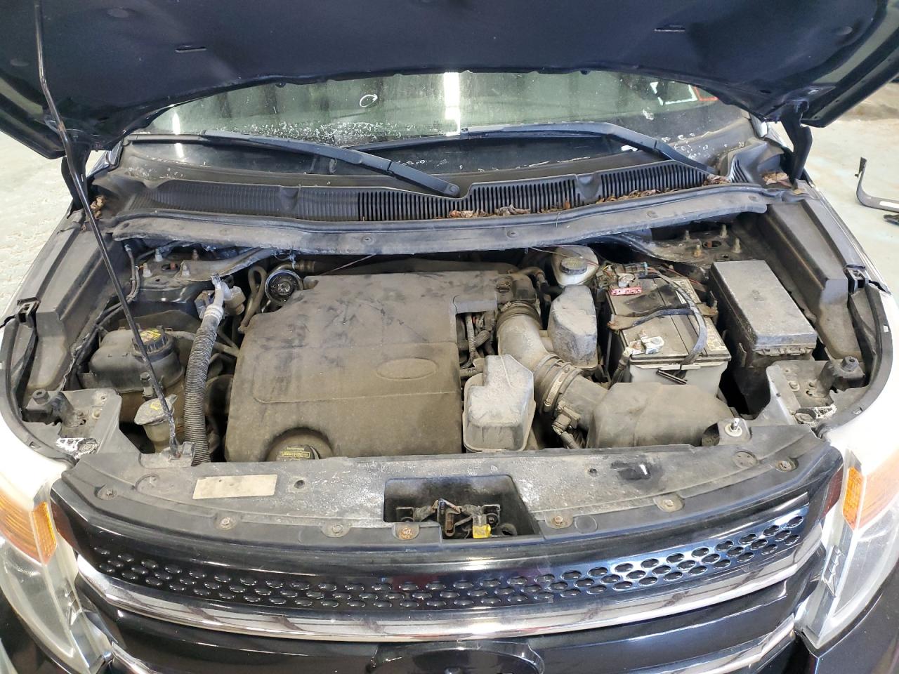 2012 Ford Explorer - Image 12