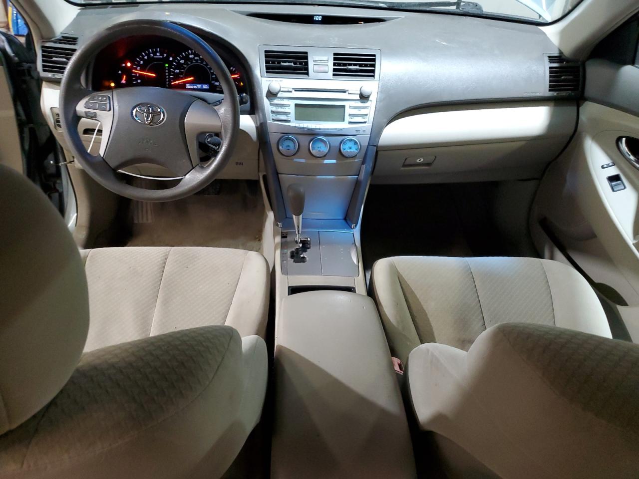 2009 Toyota Camry - Image 8