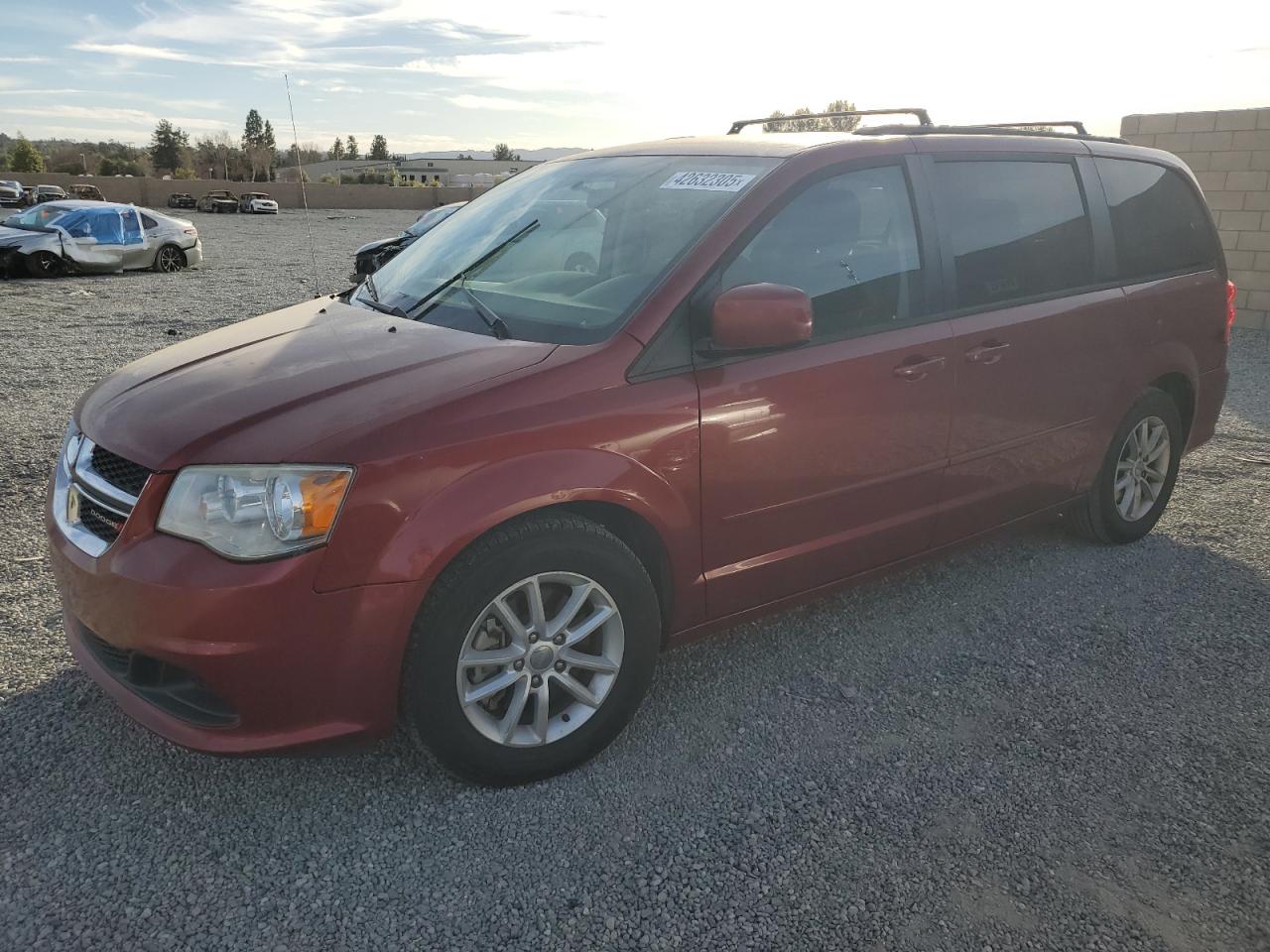 2016 Dodge Caravan - Image 1