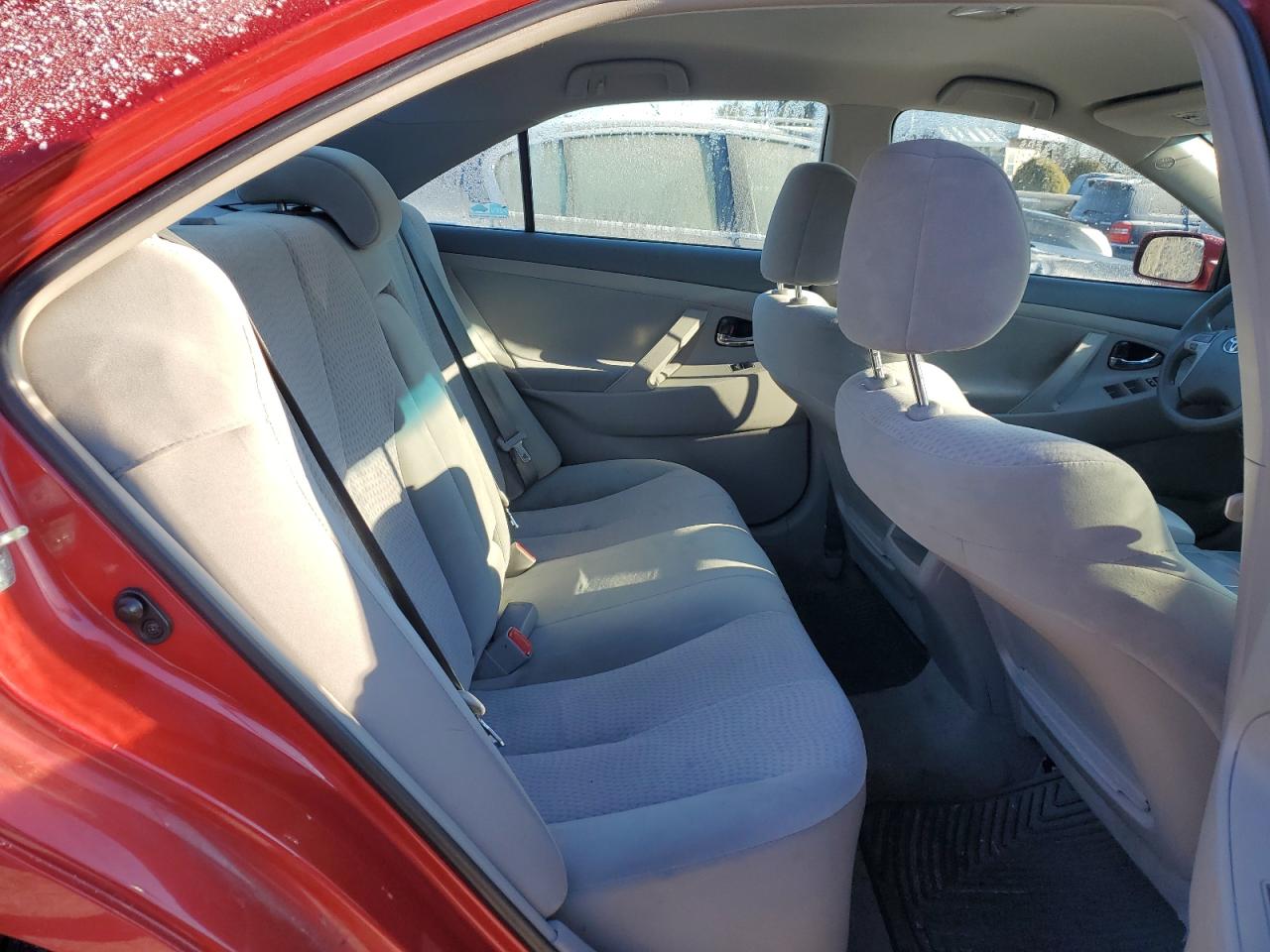 2011 Toyota Camry - Image 10
