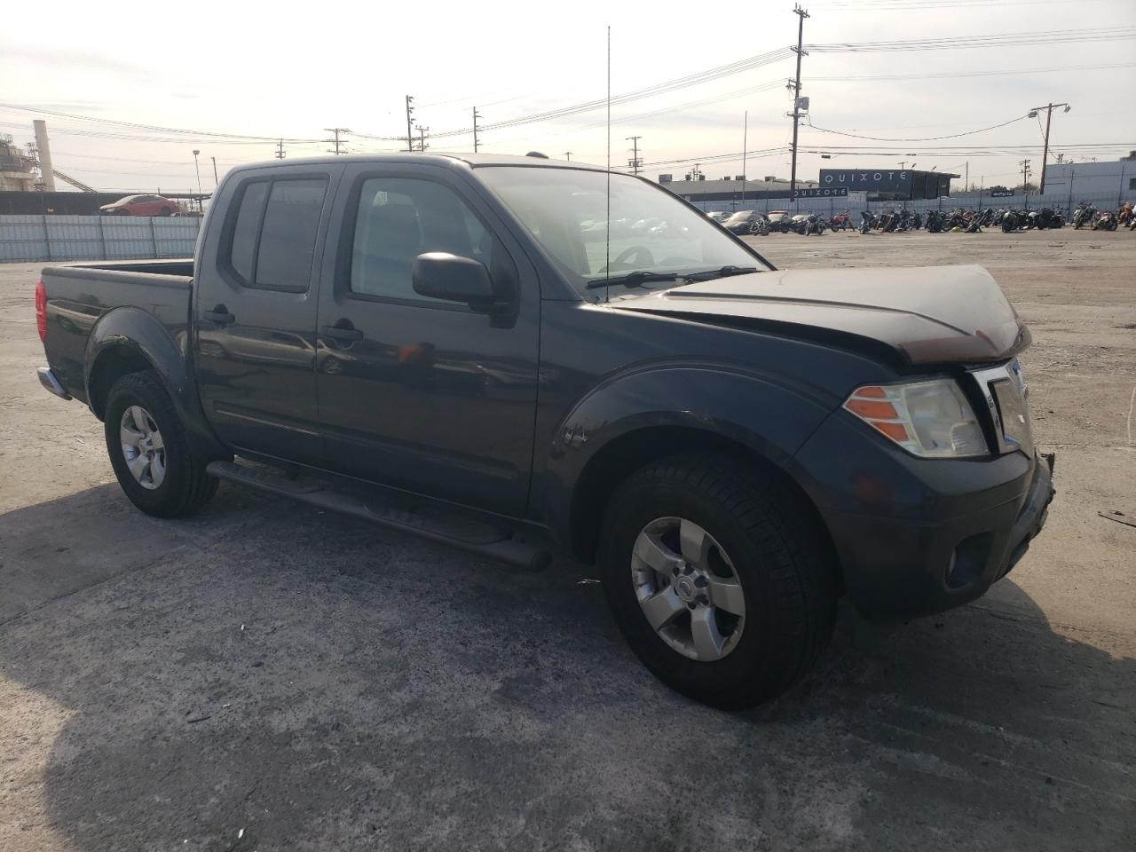 2013 Nissan Navara (Frontier) - Image 4