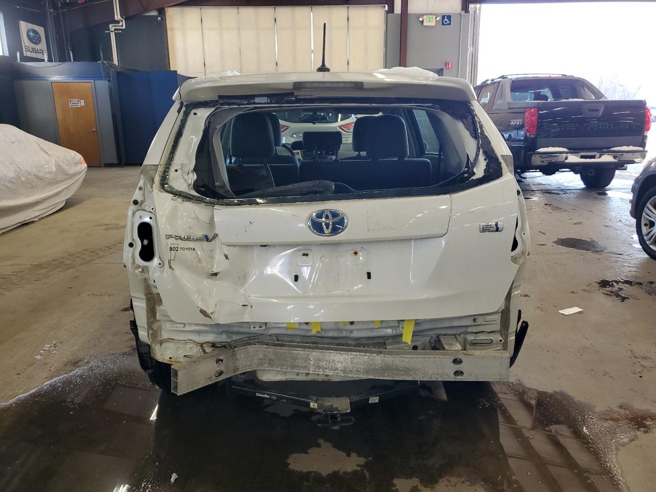 2013 Toyota Prius - Image 6