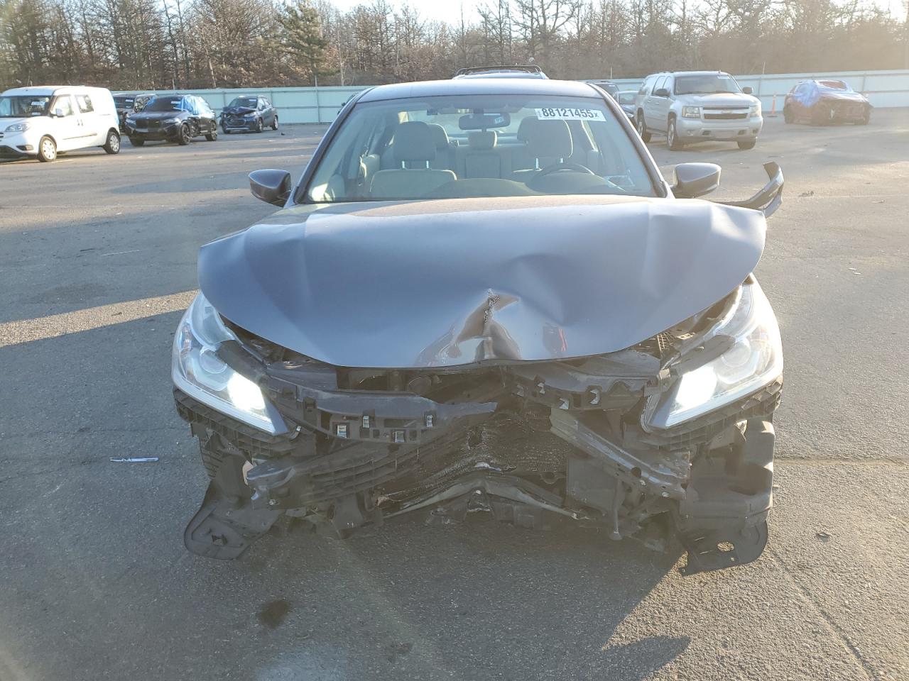 VIN 1HGCR2F37HA071123 2017 HONDA ACCORD no.5