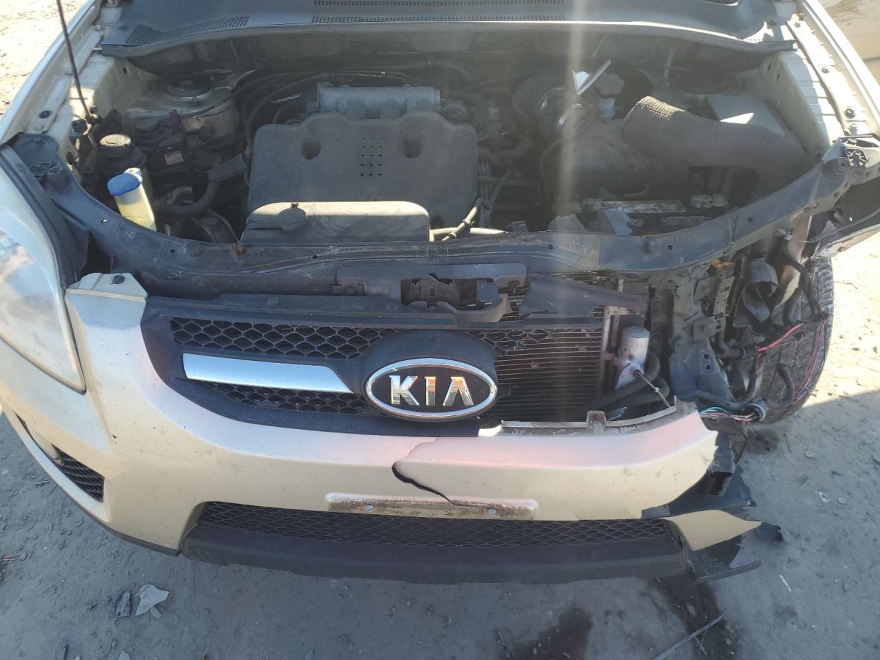 2009 Kia Sportage - Image 12