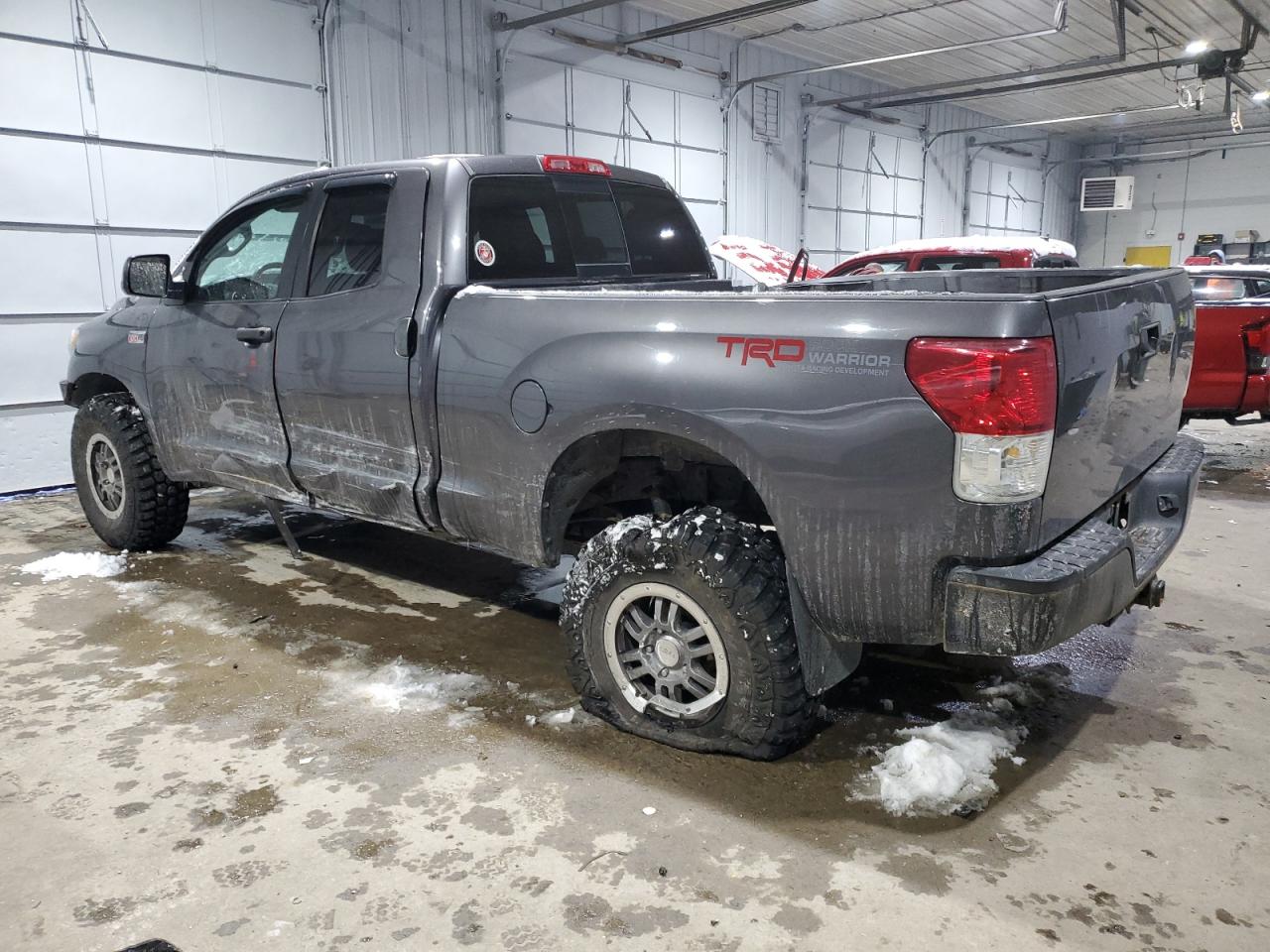 2011 Toyota Tundra - Image 2