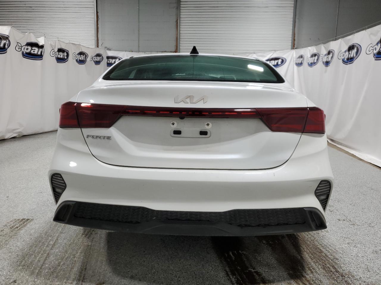 2024 Kia Forte - Image 6