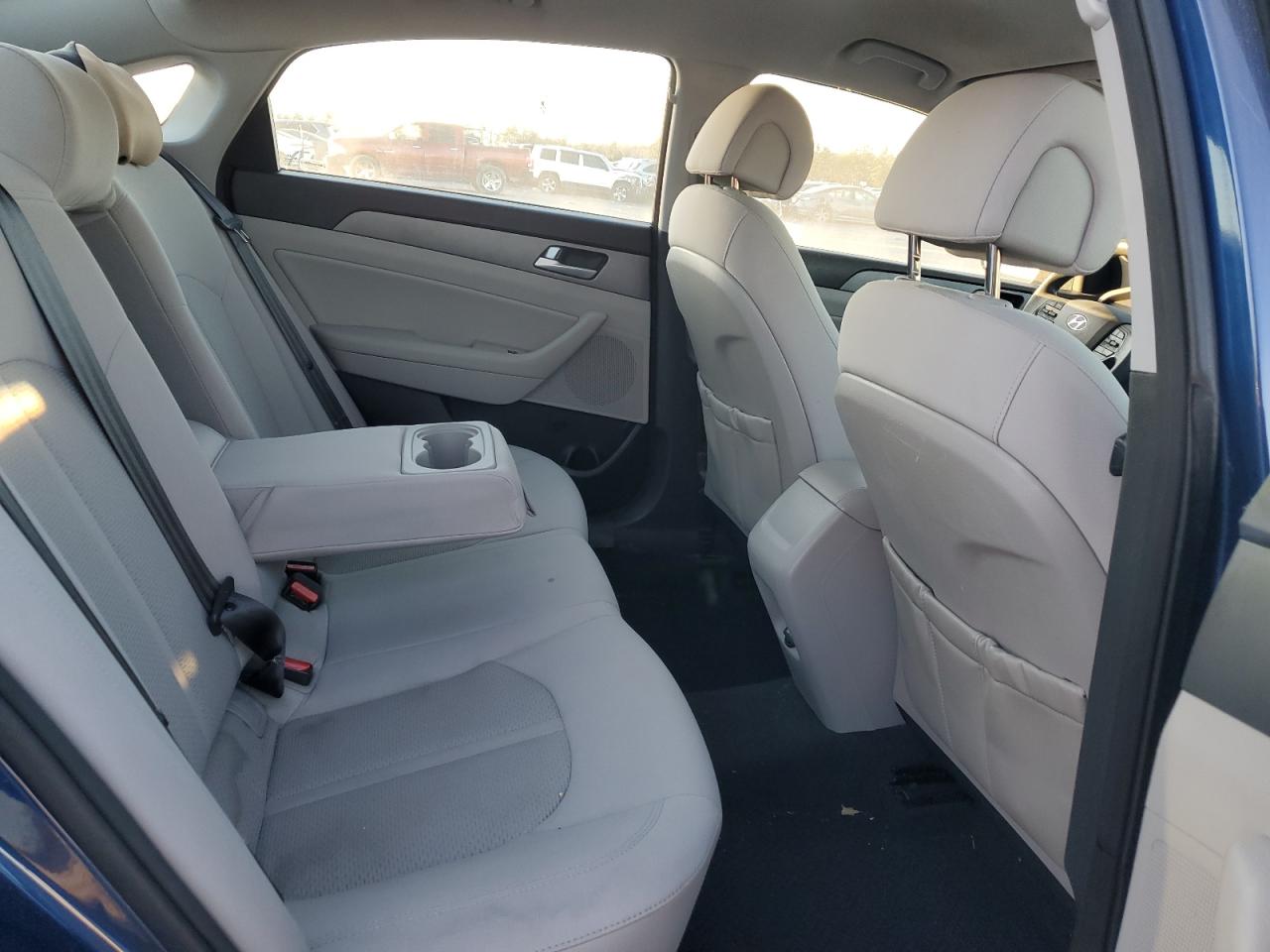 2015 Hyundai Sonata - Image 10