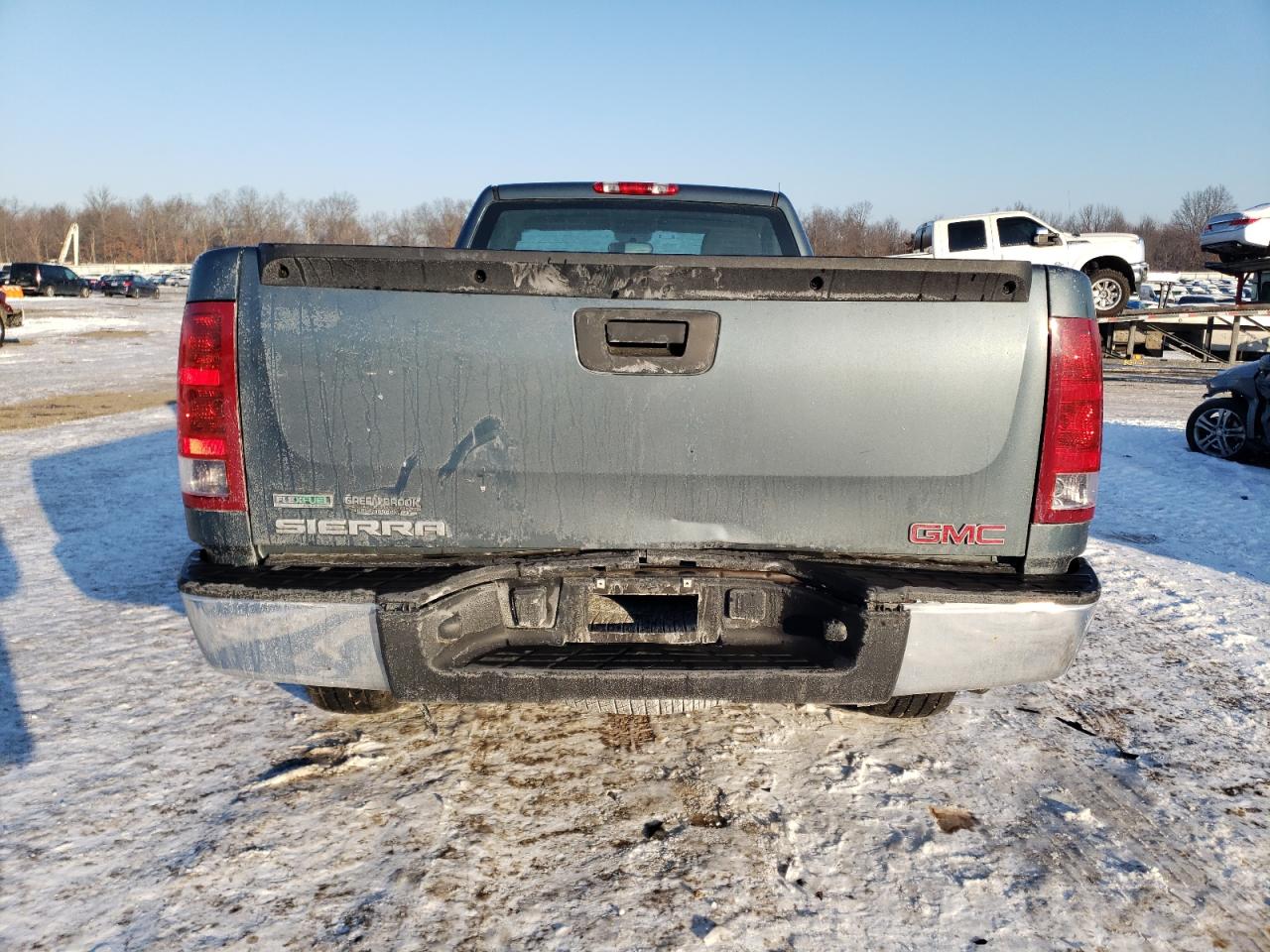 2010 GMC Sierra - Image 6