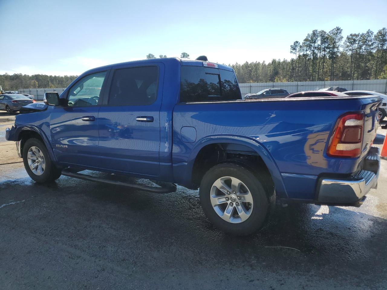 2019 RAM 1500 - Image 2