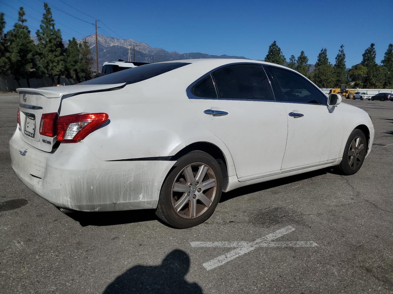 2009 Lexus ES - Image 3