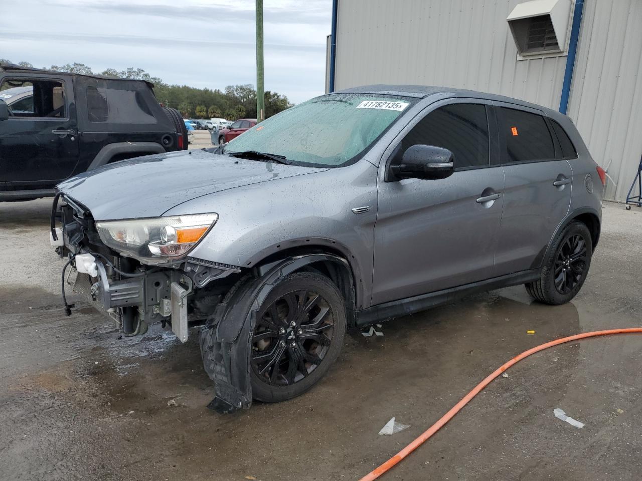 2017 Mitsubishi Outlander - Image 1