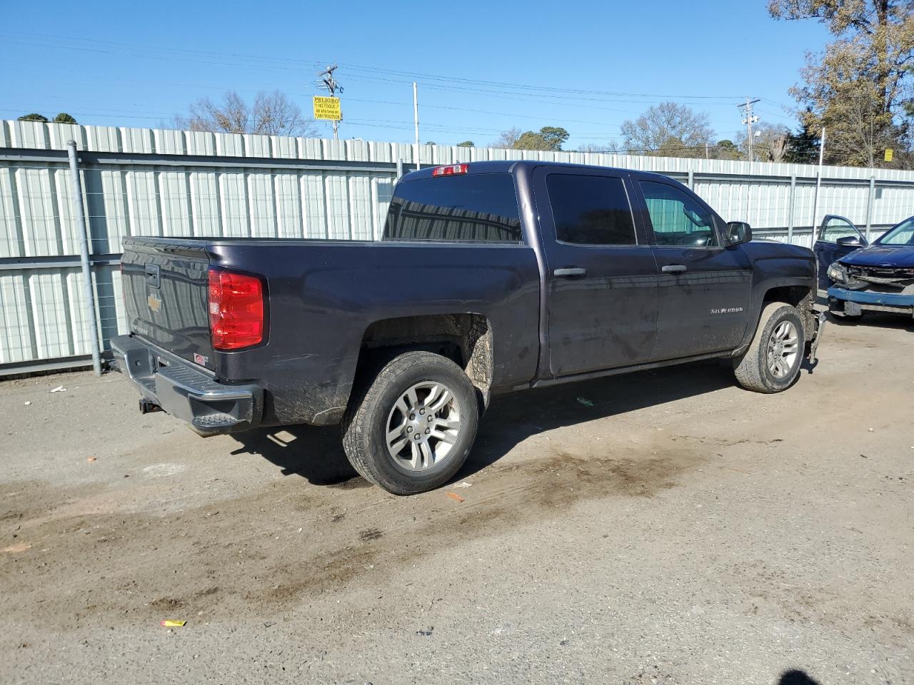 2014 Chevrolet Silverado - Image 3