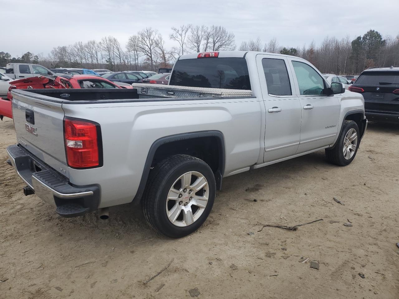 2016 GMC Sierra - Image 3