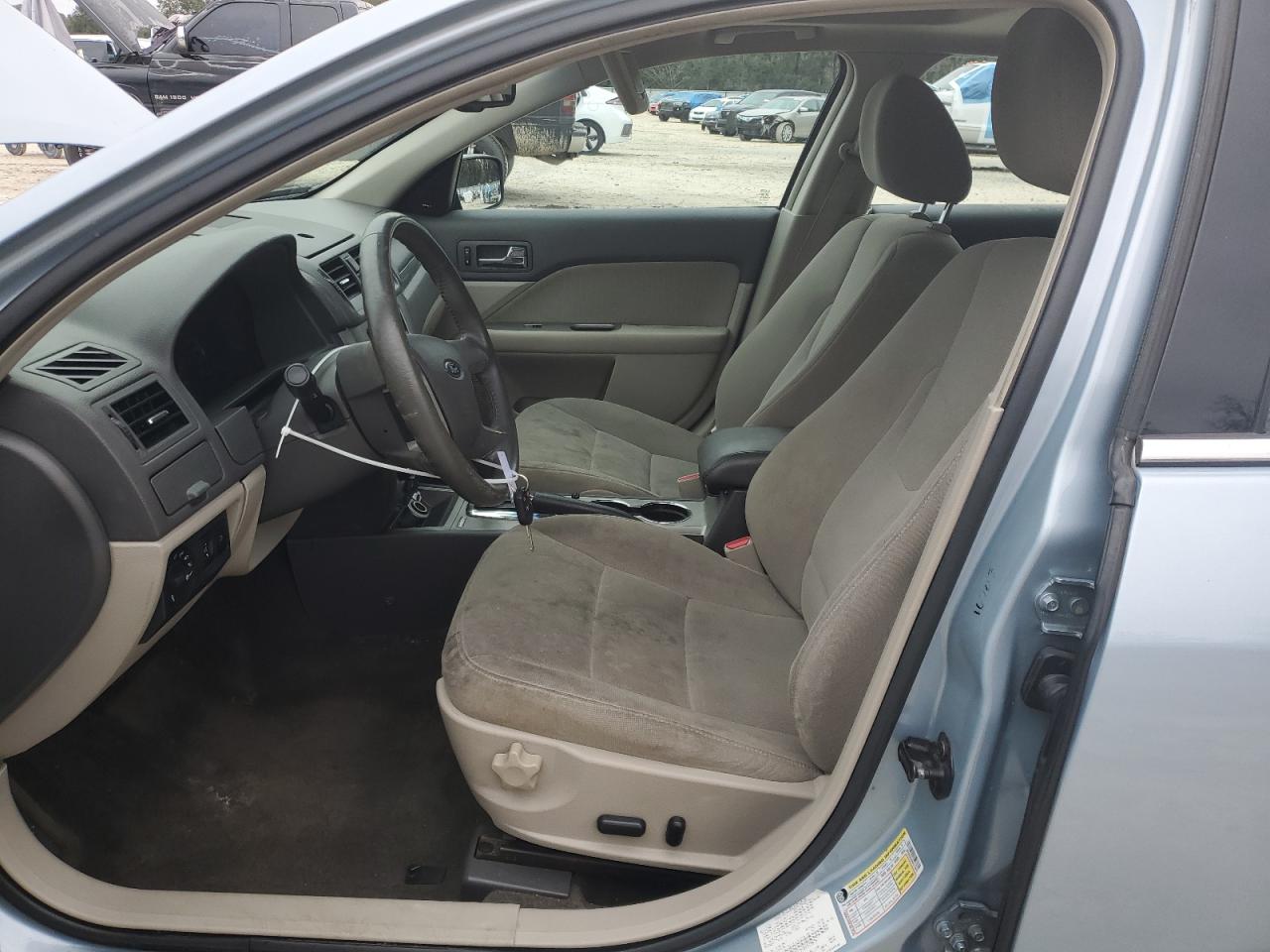 2010 Ford Fusion - Image 7