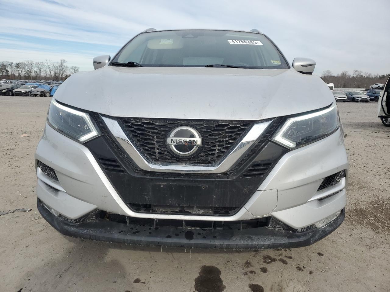 2020 Nissan Rogue - Image 5