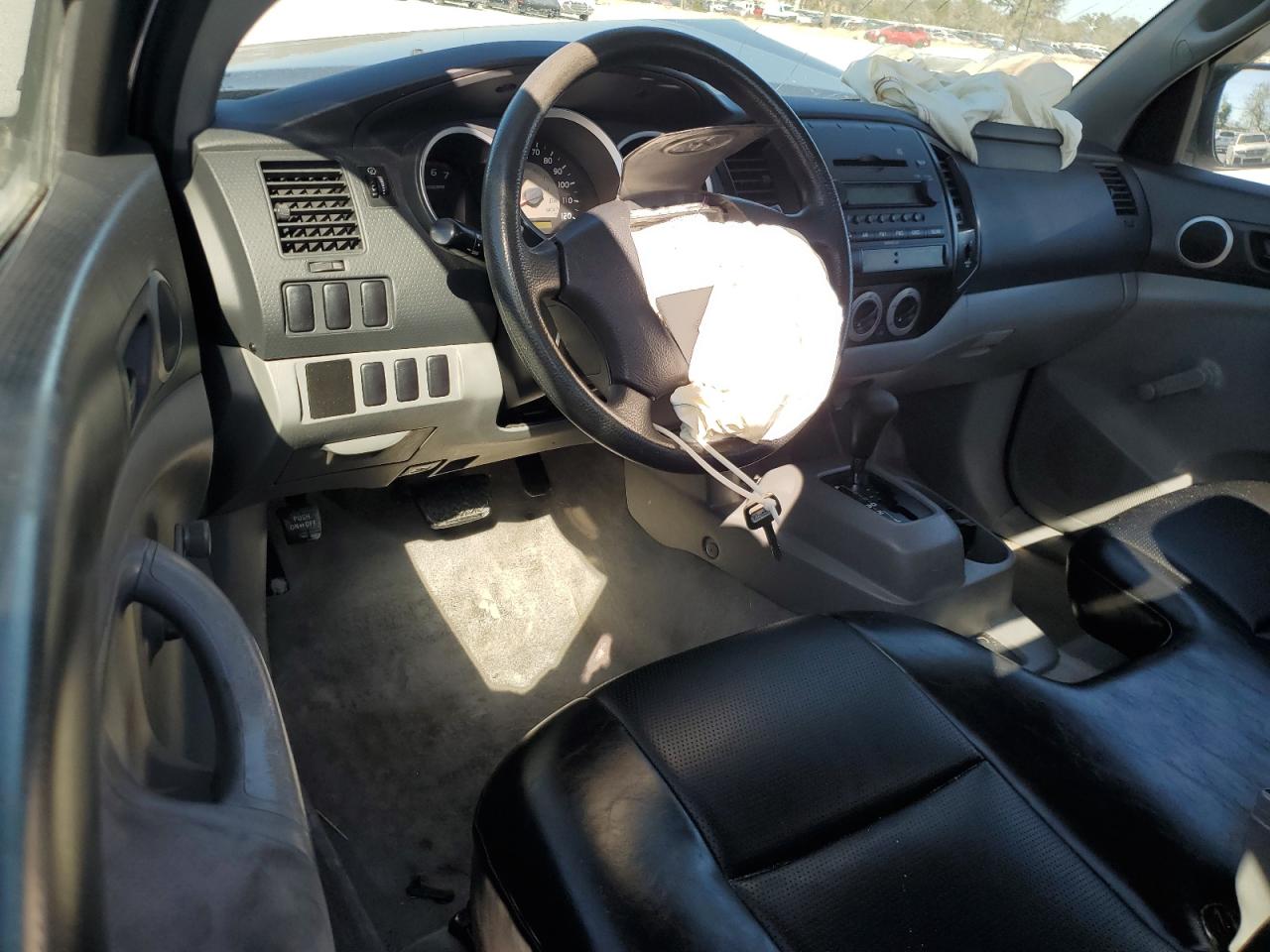2005 Toyota Tacoma - Image 7
