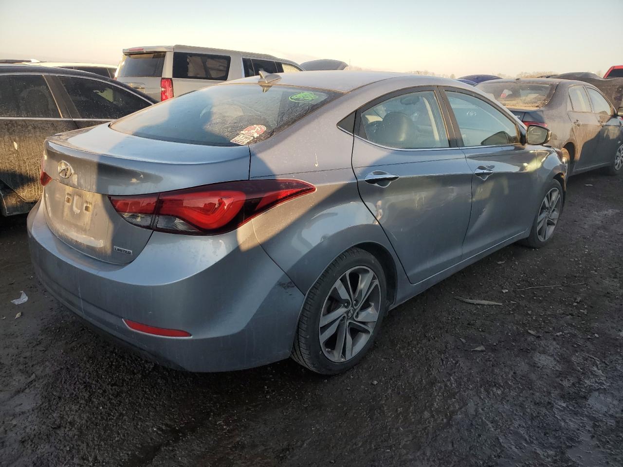 2016 Hyundai Elantra - Image 3