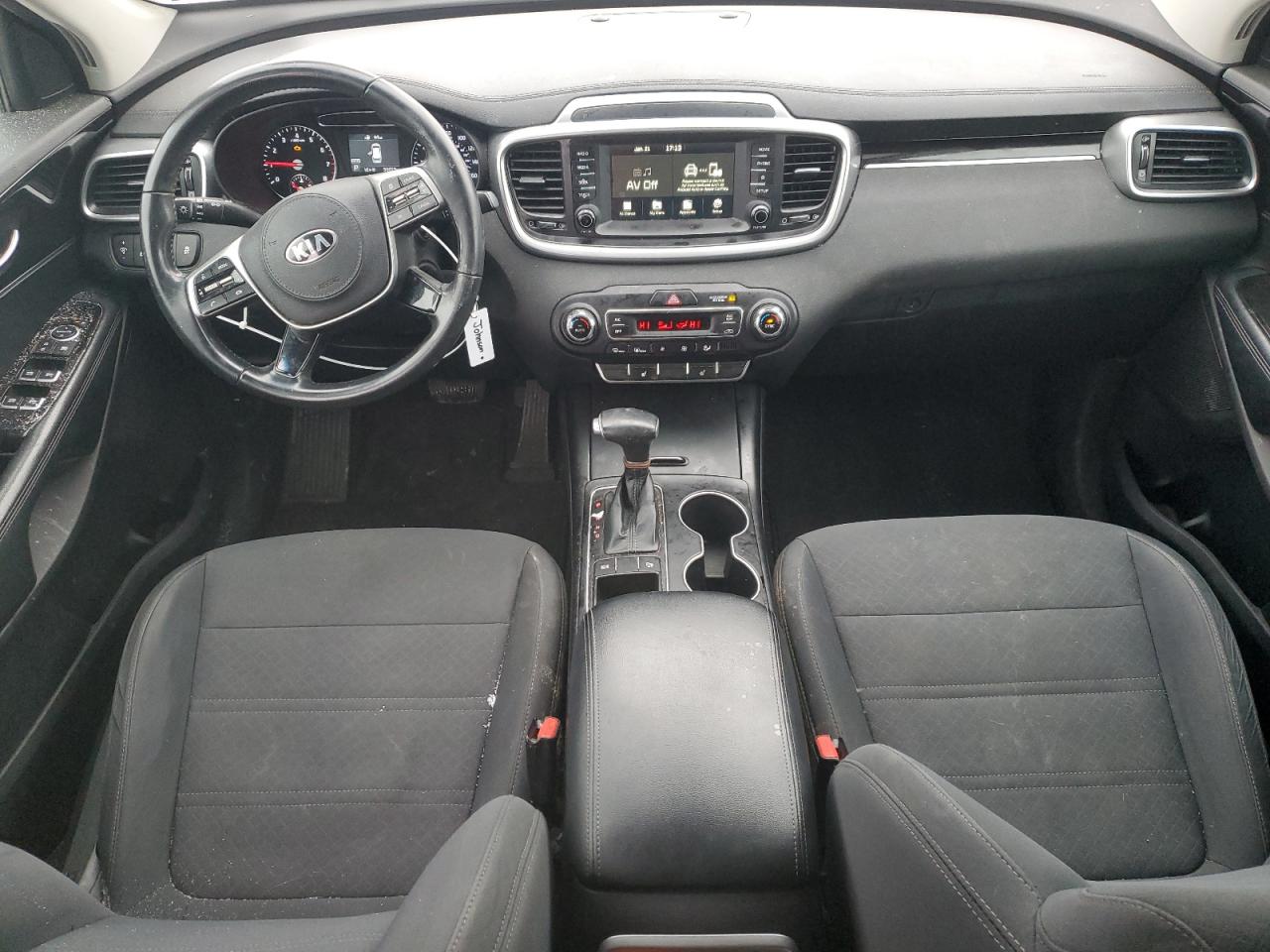 2019 Kia Sorento - Image 8