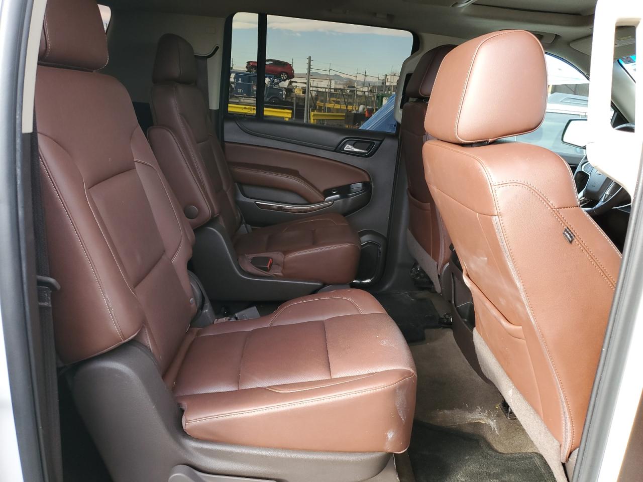 2017 Chevrolet Suburban - Image 11
