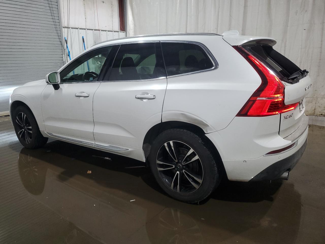 2019 Volvo XC60 - Image 2