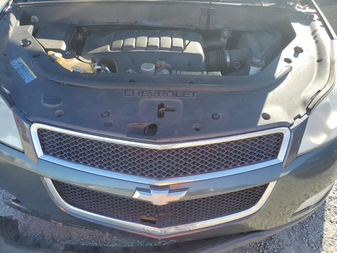 2010 Chevrolet Traverse - Image 11