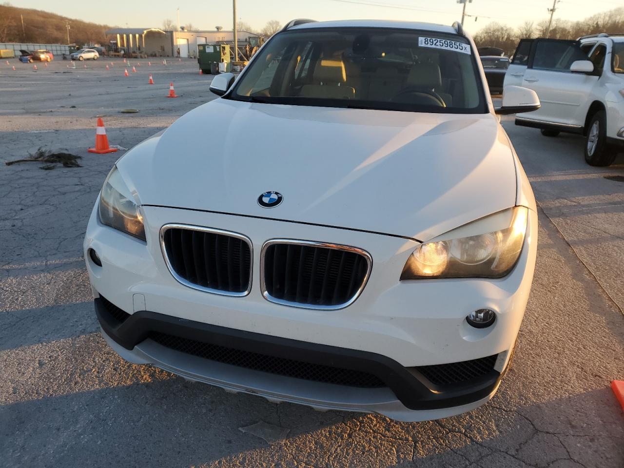 2015 BMW X1 - Image 5