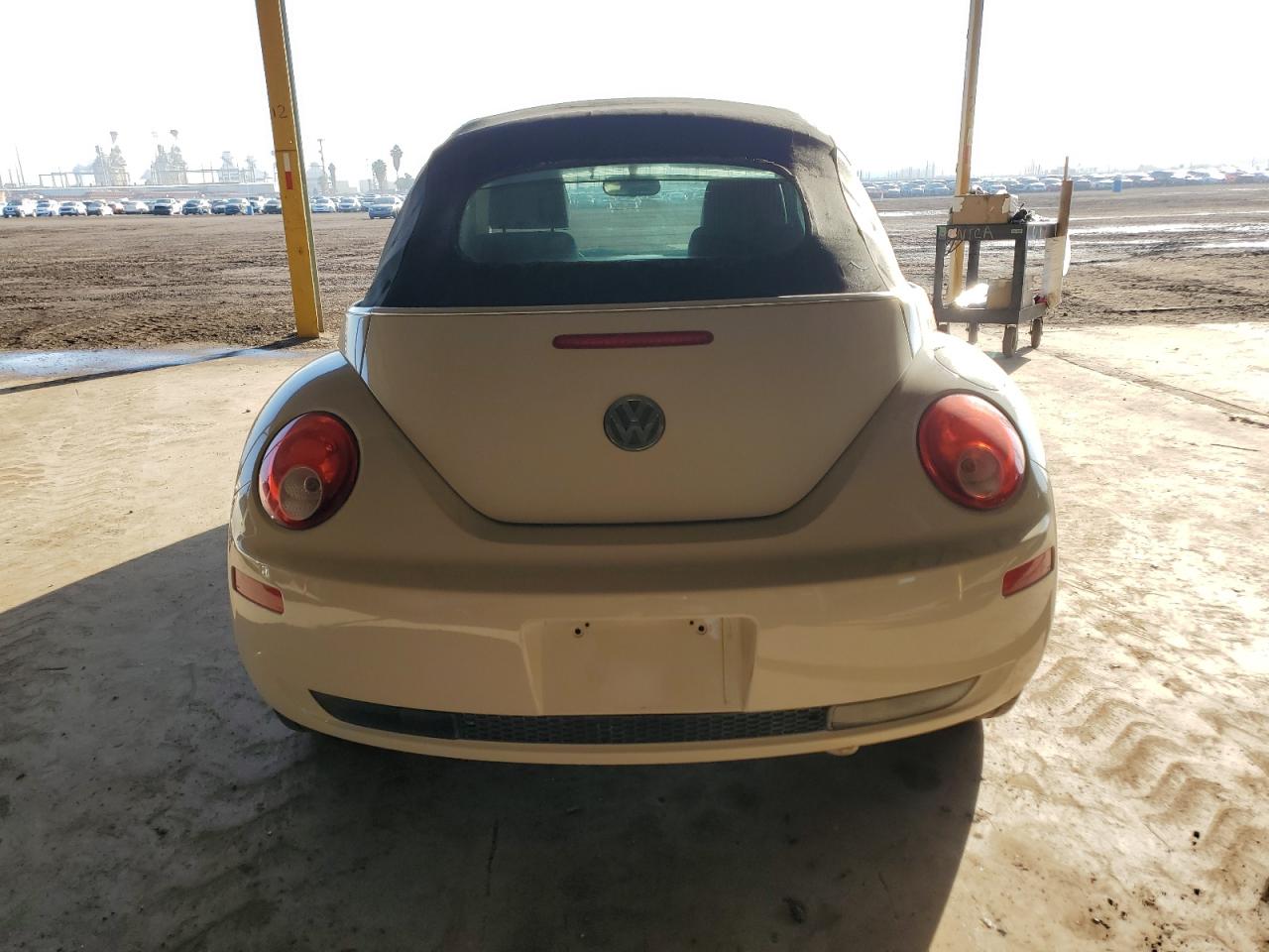 2007 Volkswagen Beetle - Image 6