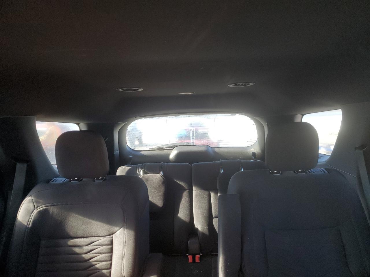 2020 Ford Explorer - Image 10