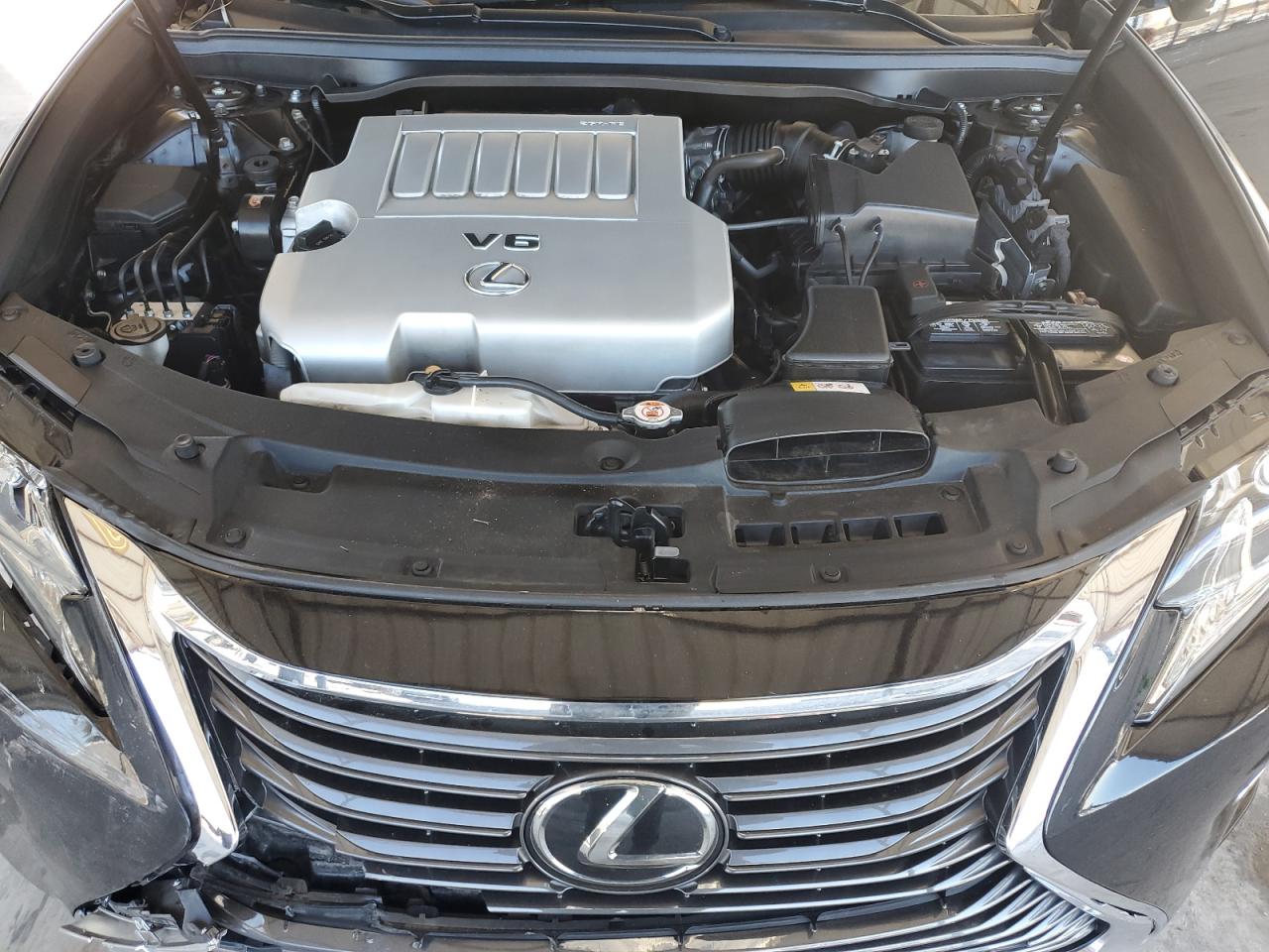 2017 Lexus ES - Image 11