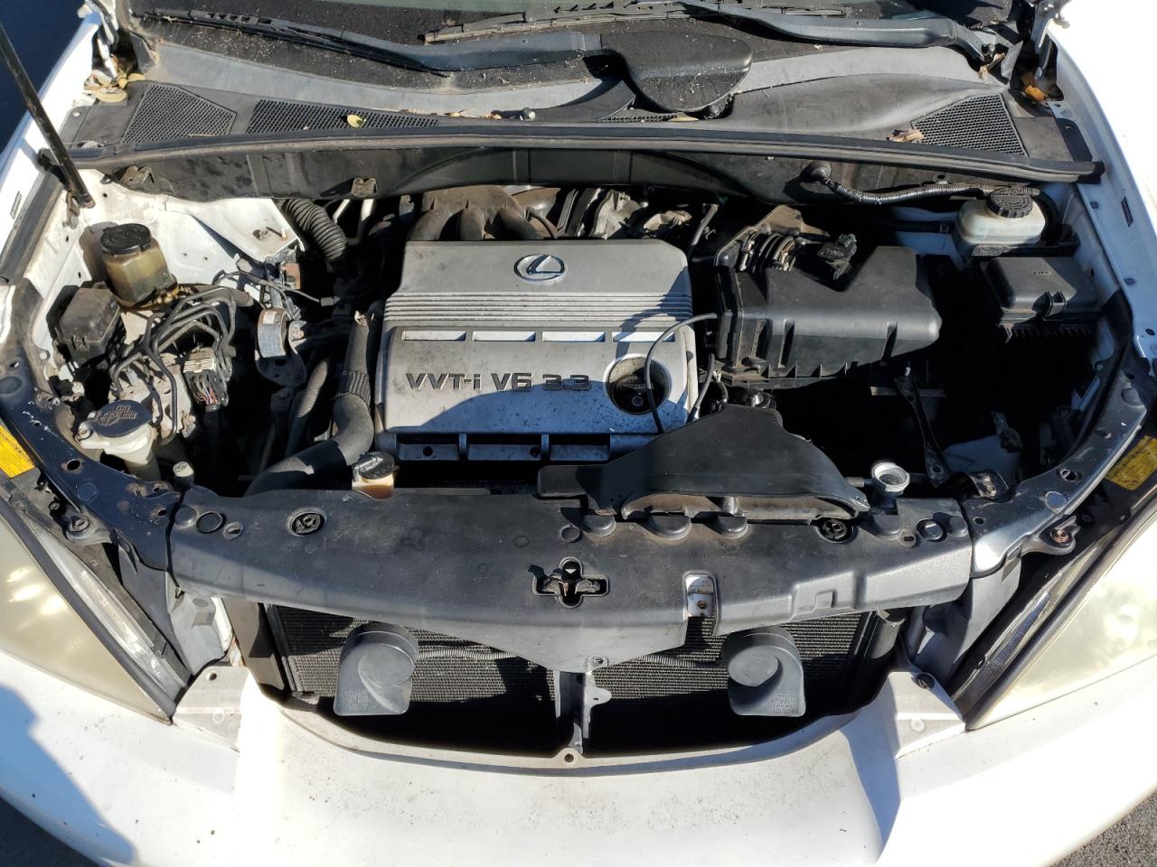 2004 Lexus RX - Image 12
