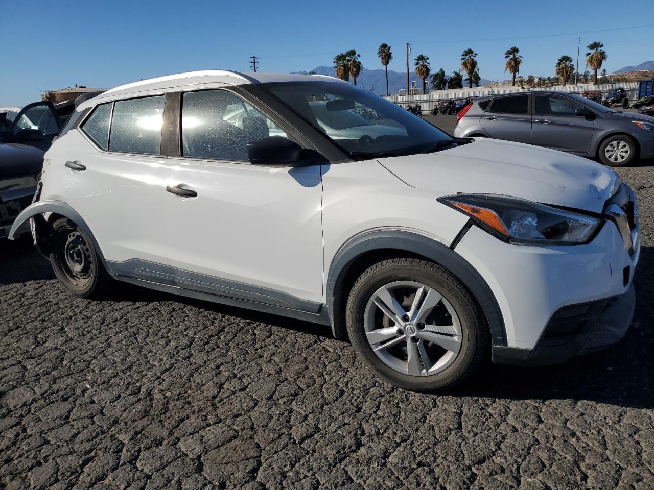 2019 Nissan Kicks - Image 4