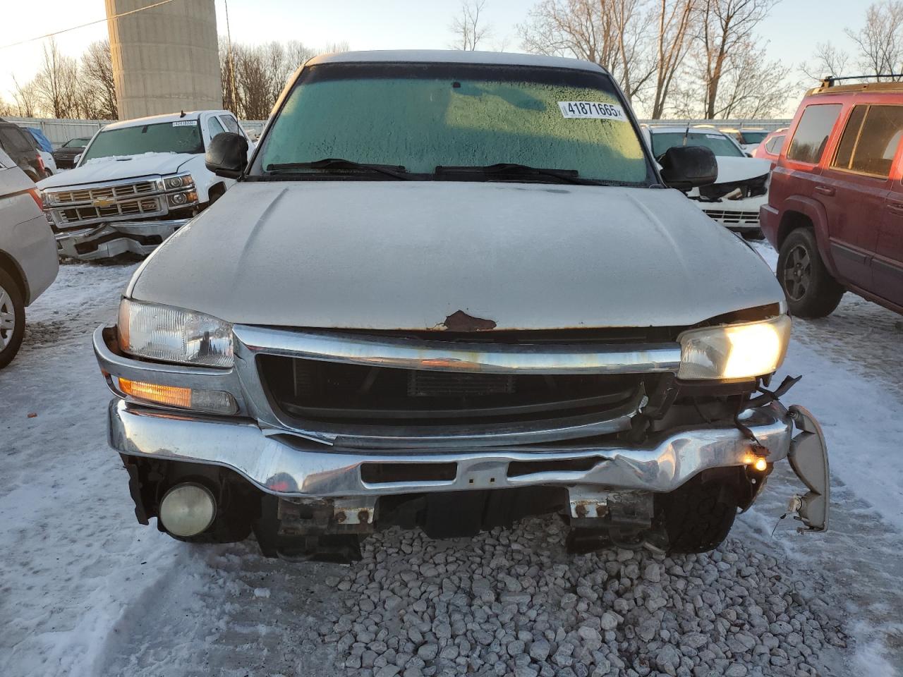 2005 GMC Sierra - Image 5