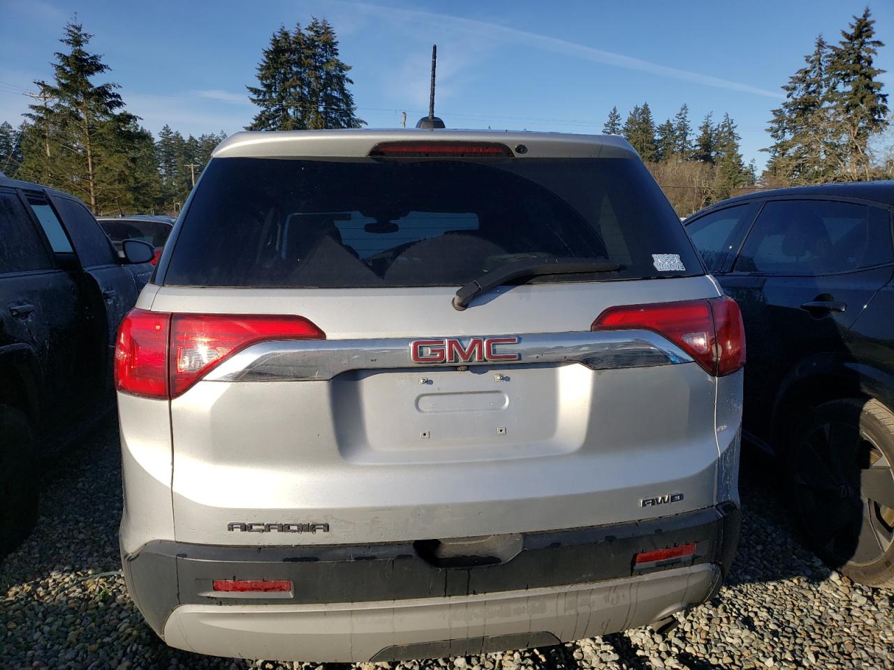 2017 GMC Acadia - Image 6