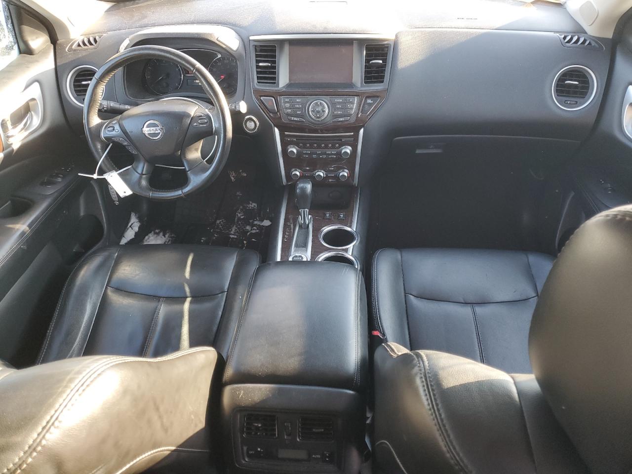 2014 Nissan Pathfinder - Image 8