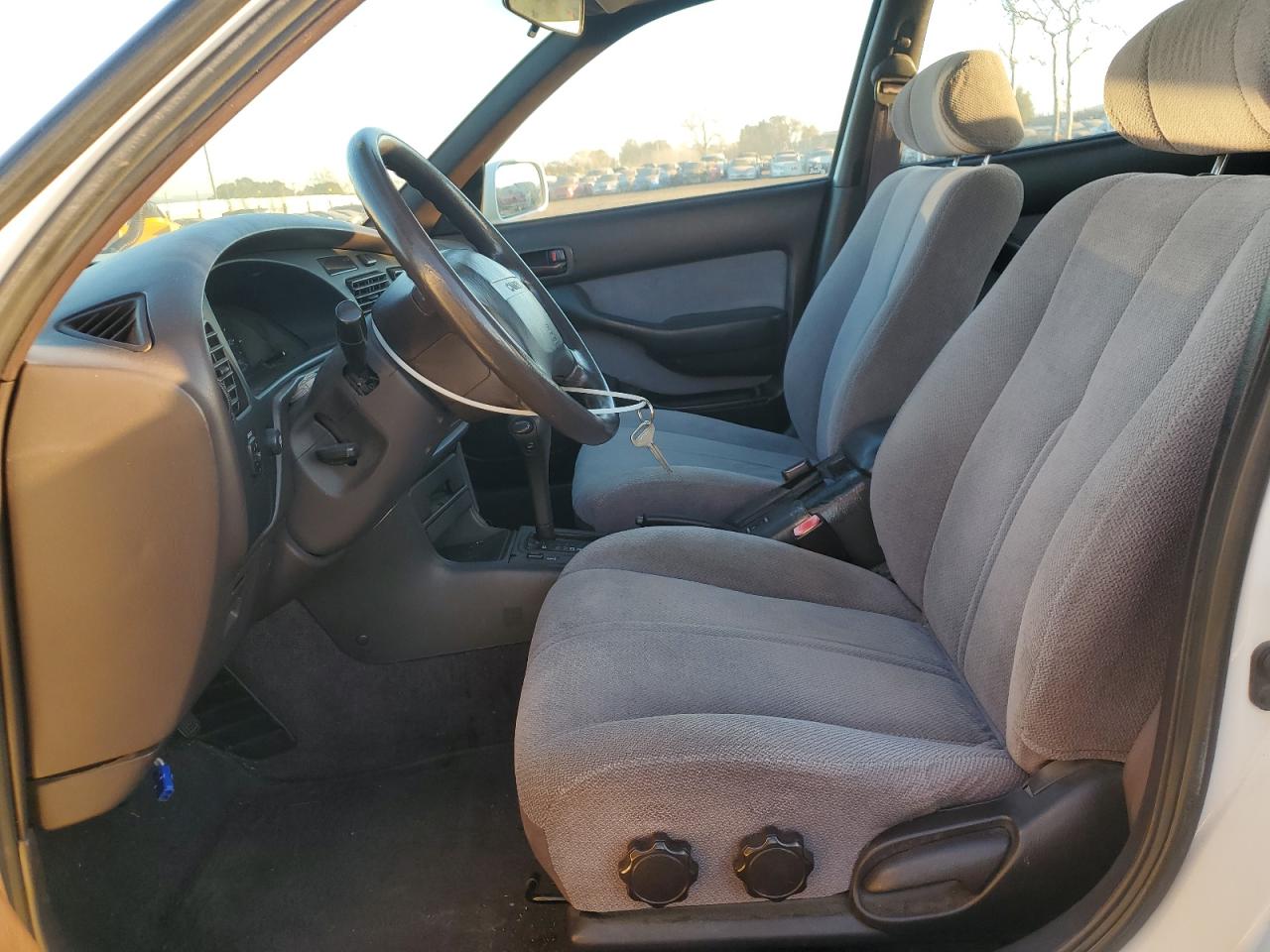 1996 Toyota Camry - Image 7
