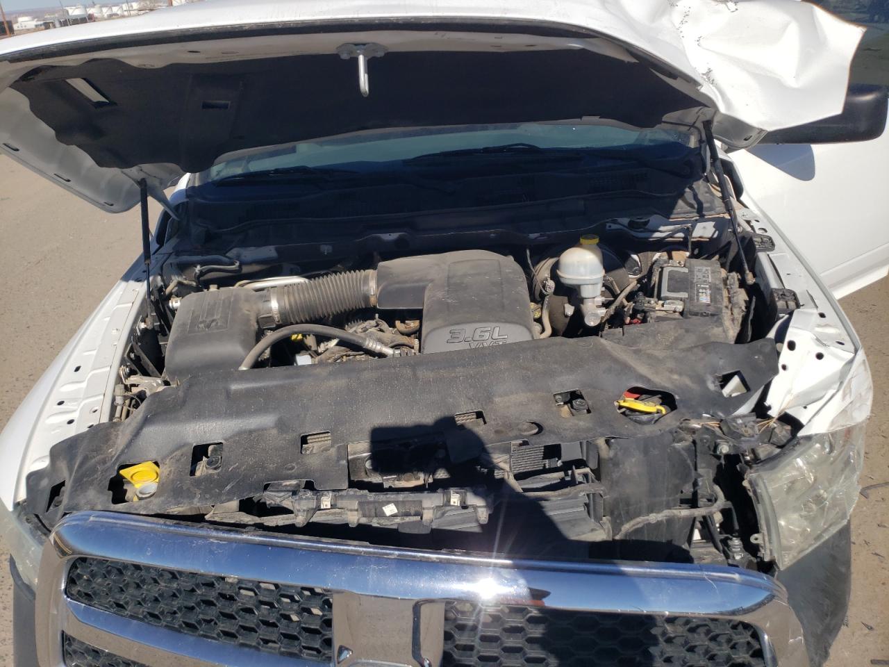 2014 RAM 1500 - Image 13