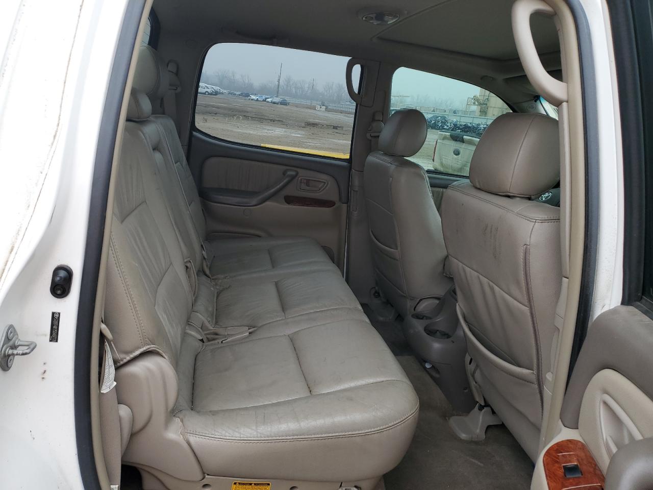 2005 Toyota Tundra - Image 10