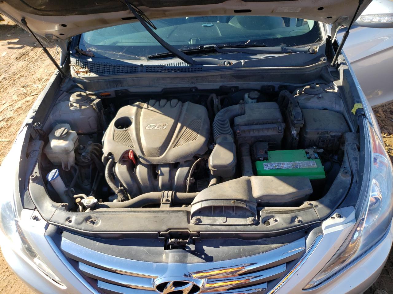 2014 Hyundai Sonata - Image 11