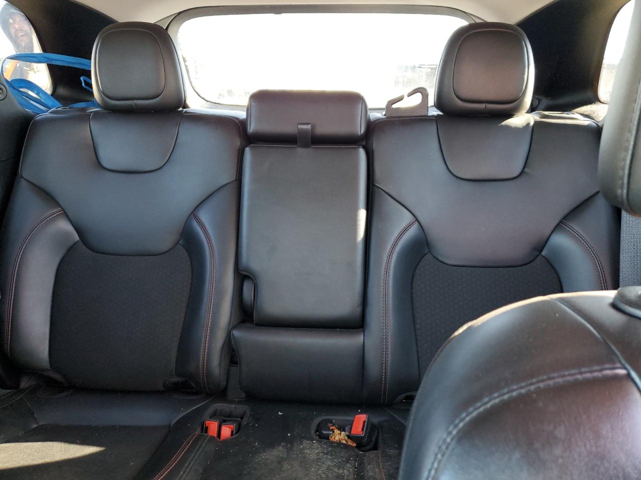 2020 Jeep Cherokee - Image 10