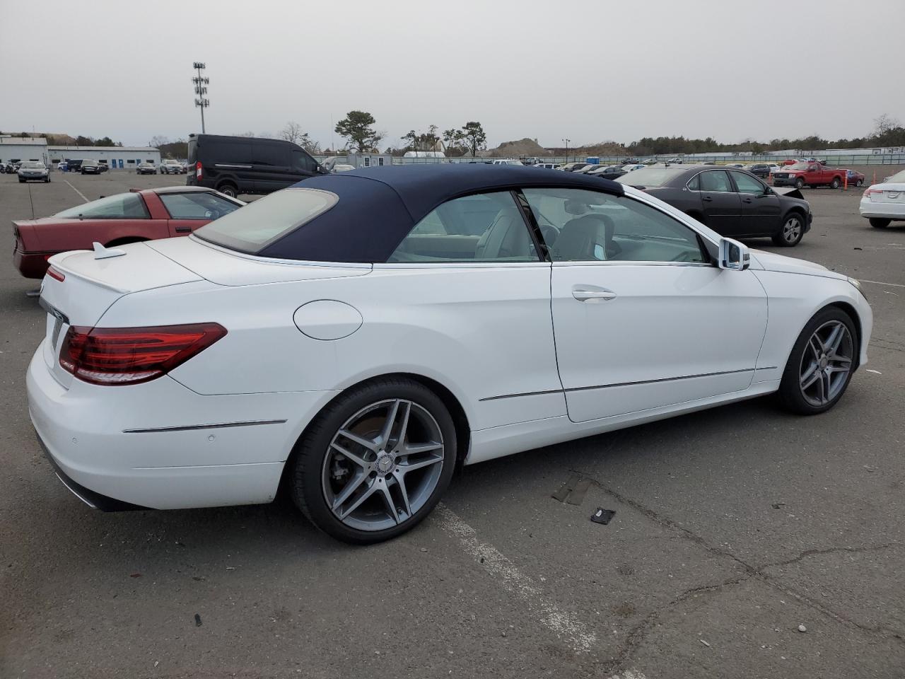 2015 Mercedes-Benz E-klasse - Image 3
